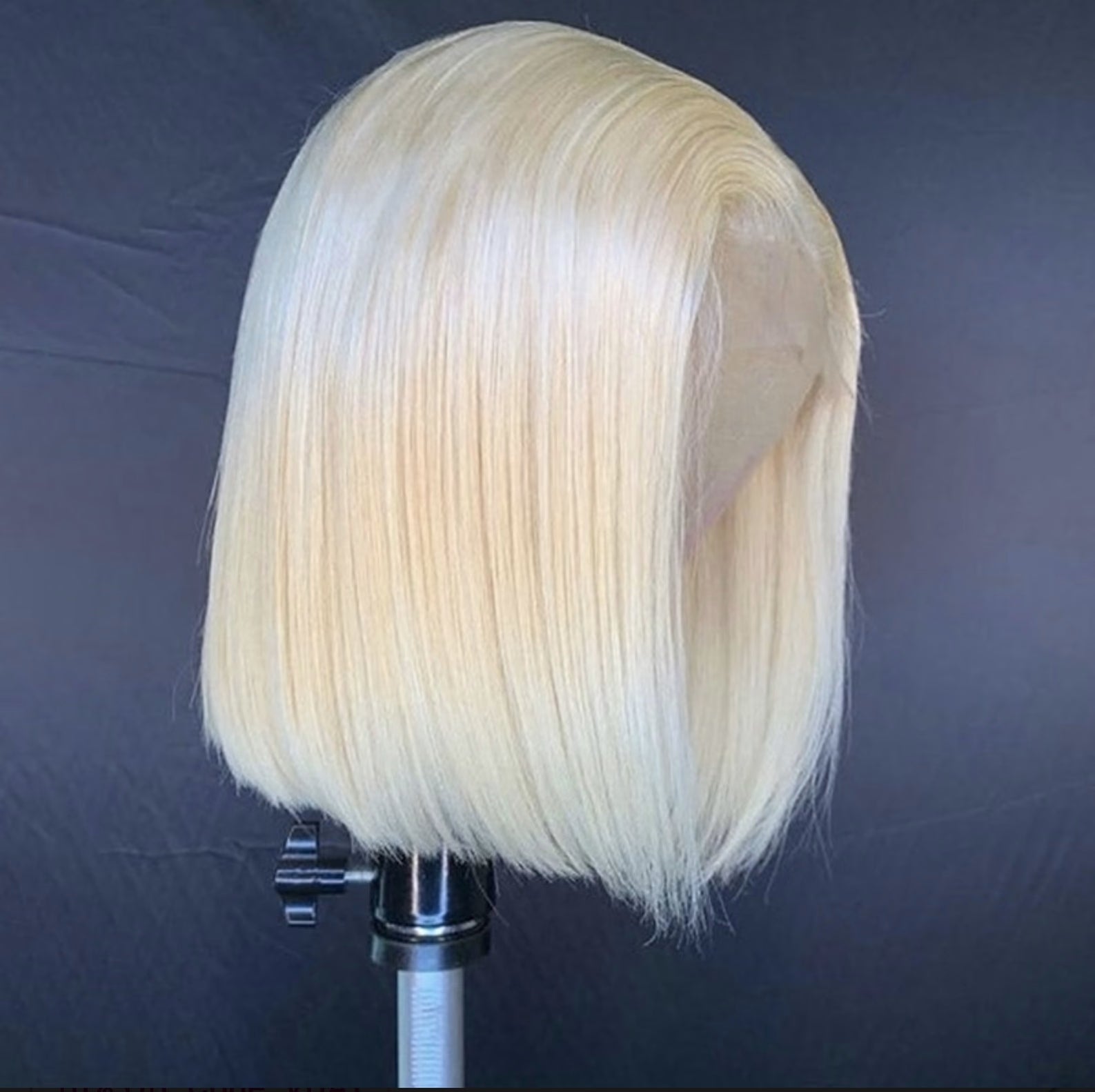 Perruque blonde lisse à lace front n° 613 en cheveux humains