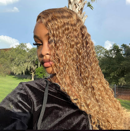 Honey Blonde Water Wave Wig – Pre-Plucked Transparent Lace 13x4 | AKISS BEAUTY